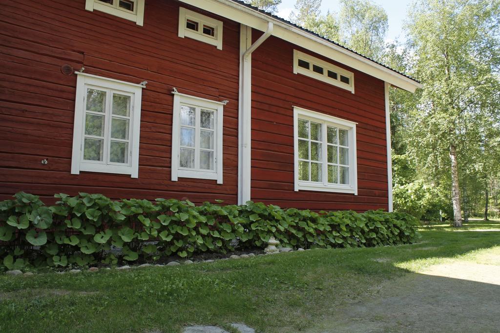 Loma-Vietonen Holiday Village Meltosjärvi Exteriör bild
