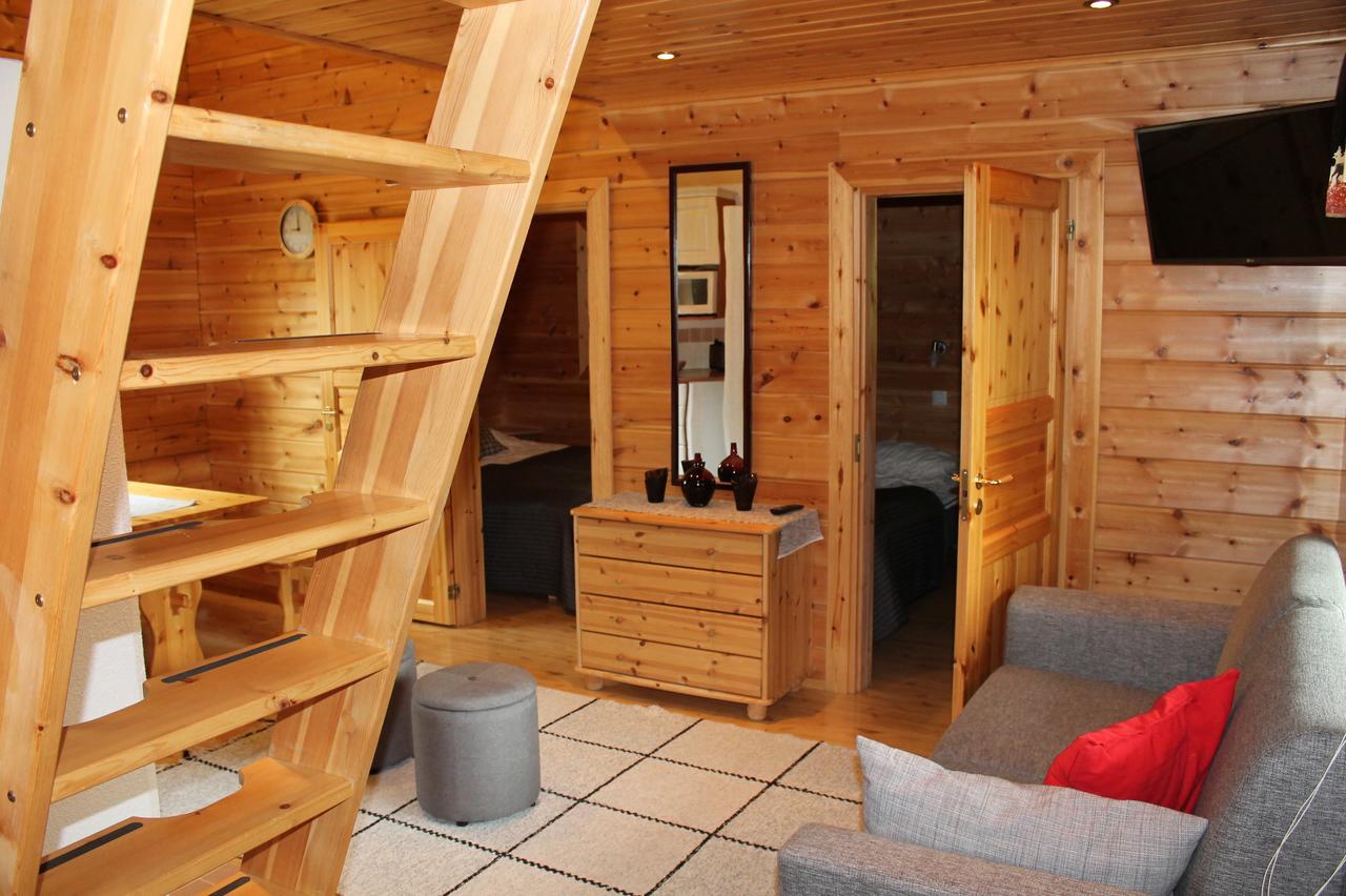 Loma-Vietonen Holiday Village Meltosjärvi Exteriör bild