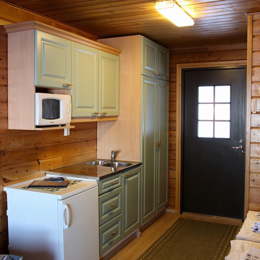 Loma-Vietonen Holiday Village Meltosjärvi Exteriör bild