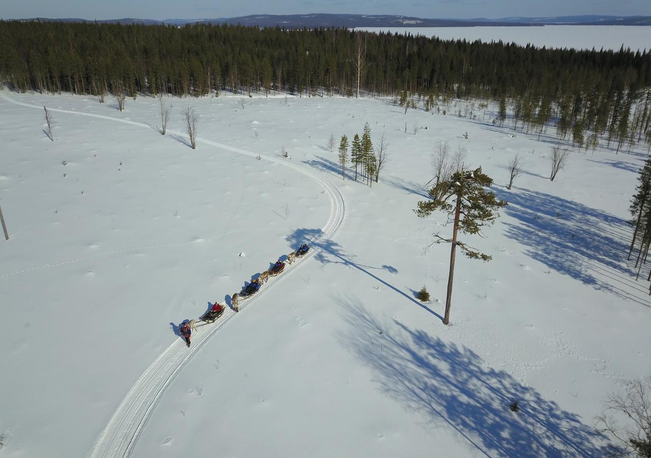 Loma-Vietonen Holiday Village Meltosjärvi Exteriör bild
