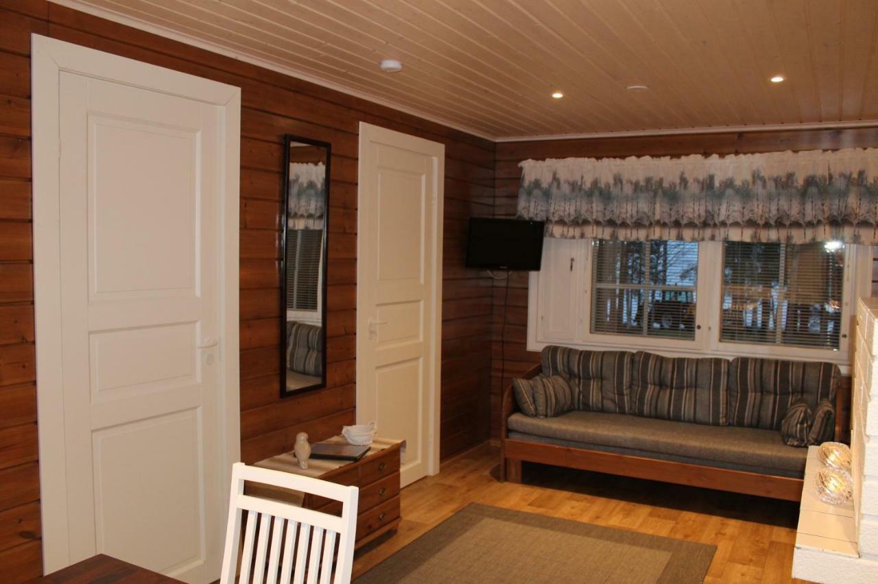 Loma-Vietonen Holiday Village Meltosjärvi Exteriör bild
